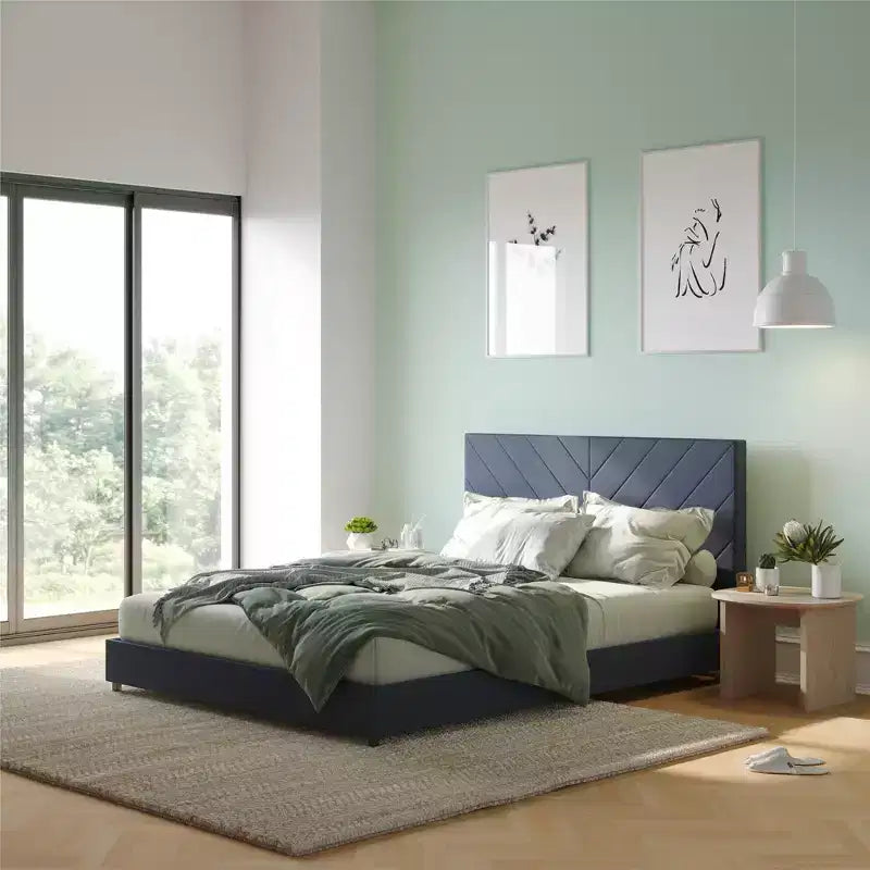 Letto imbottito Paxson con porta di ricarica USB