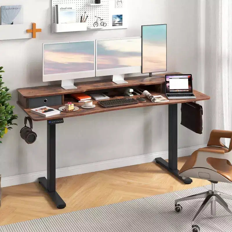 Scrivania Elettrica Regolabile in Altezza 63 x 24 con 2 Cassetti, Supporto Monitor, Mensola Portaoggetti Marrone/Nero/Bianco